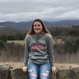 Meet your Posher, Roselyn